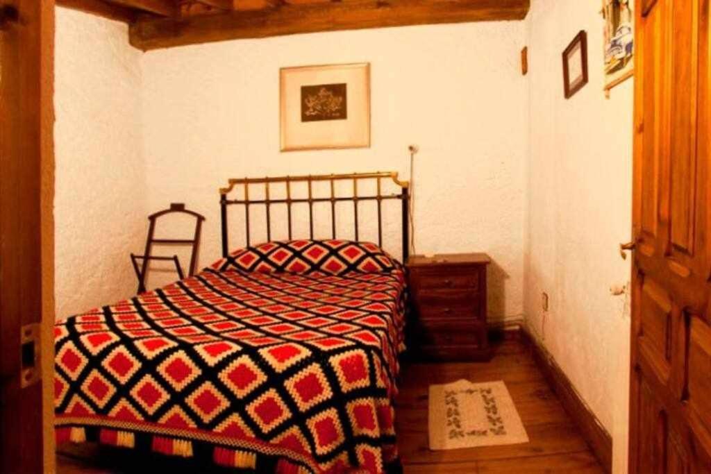 Casa Tia Modesta Es Una Calida Y Acogedora Casa Cabezas Bajas エクステリア 写真